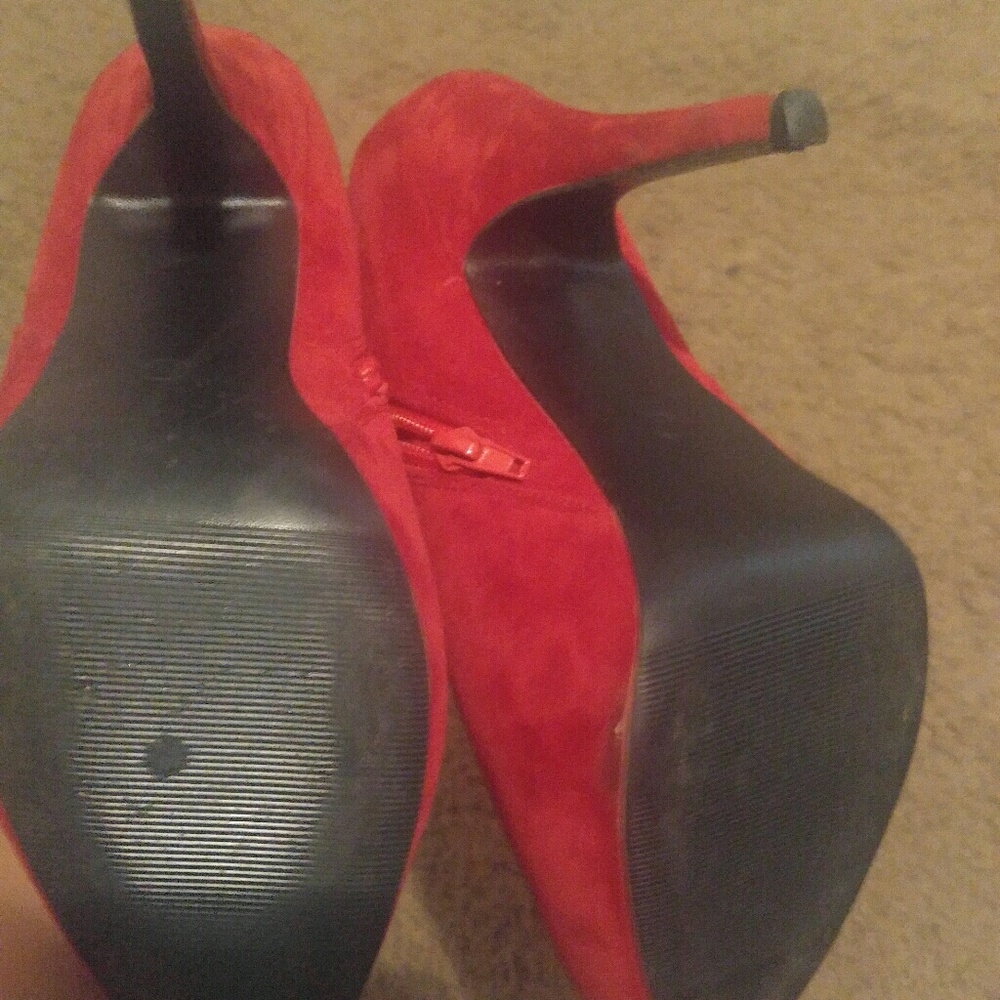 Booties - Picture 5 of 6
